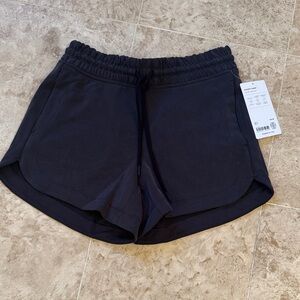 NWT Athleta Women's Black Seasoft Shorts
